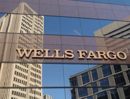 Wells Fargo Climbs 5% on Solid Q3 Earnings, Lower Interest Rates: Is it Time to Buy WFC?