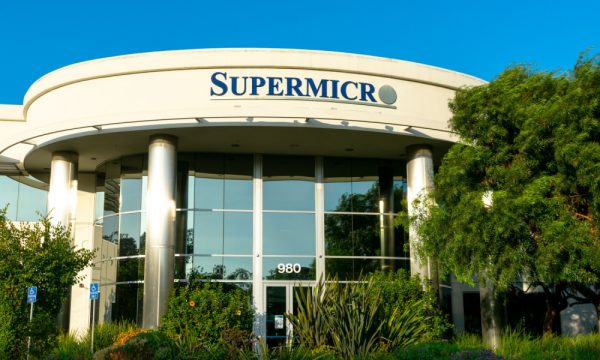 Super Micro Computer Stock Falls Hard After Nearly 200% Surge In Price