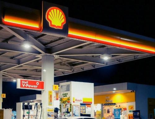 Shell Anticipates $2B Tax Impairment in the Current Quarter: 3 Other Things to Know About This Stock